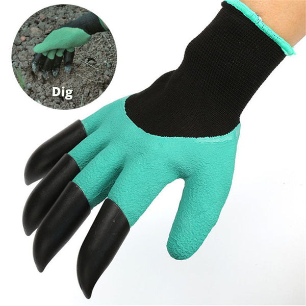 Gloves With Extra Claws